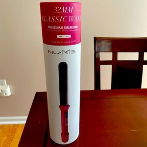 NuMe 32mm professional curling wand NEW